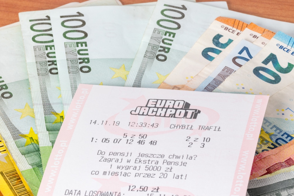 eurojackpot listić na novčanicama eura