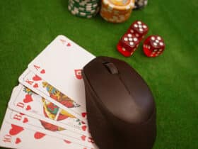 Poker stranice - miš, karte i kockice
