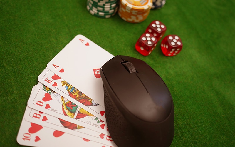 Poker stranice - miš, karte i kockice