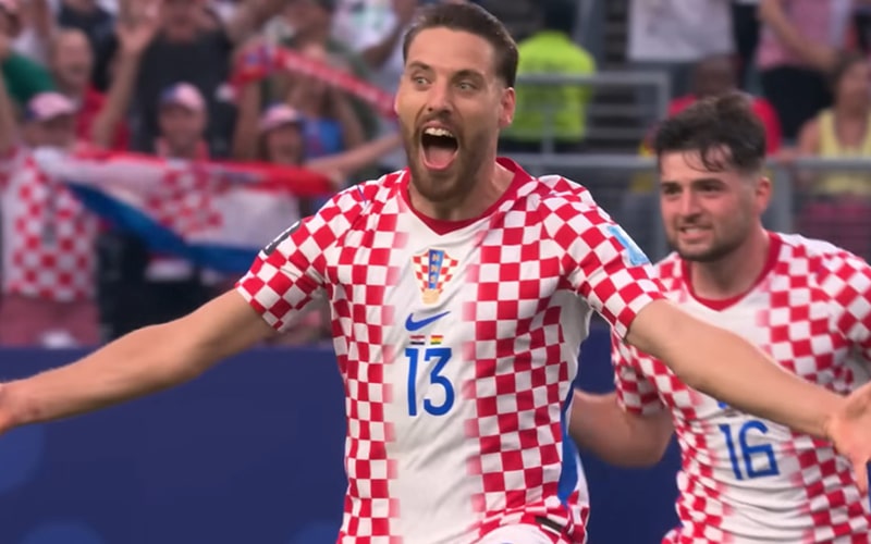 Nikola Vlašić slavi pogodak za Hrvatsku