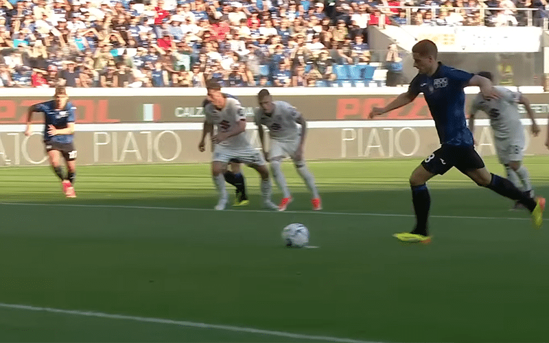 Pašalić zabija za Atalantu s 11 metara