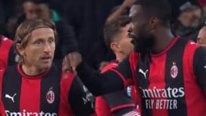 AC Milan - Bologna: Modrić i Tomori u razgovoru