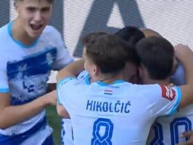 Osijek - Istra 1961: nogometaši Osijeka slave gol protiv Dinama